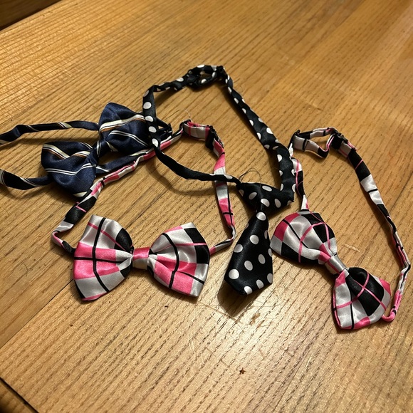 Set of 21 New Ties for Small Dogs. Mix of Bow ties and Straight Ties. - Picture 2 of 8